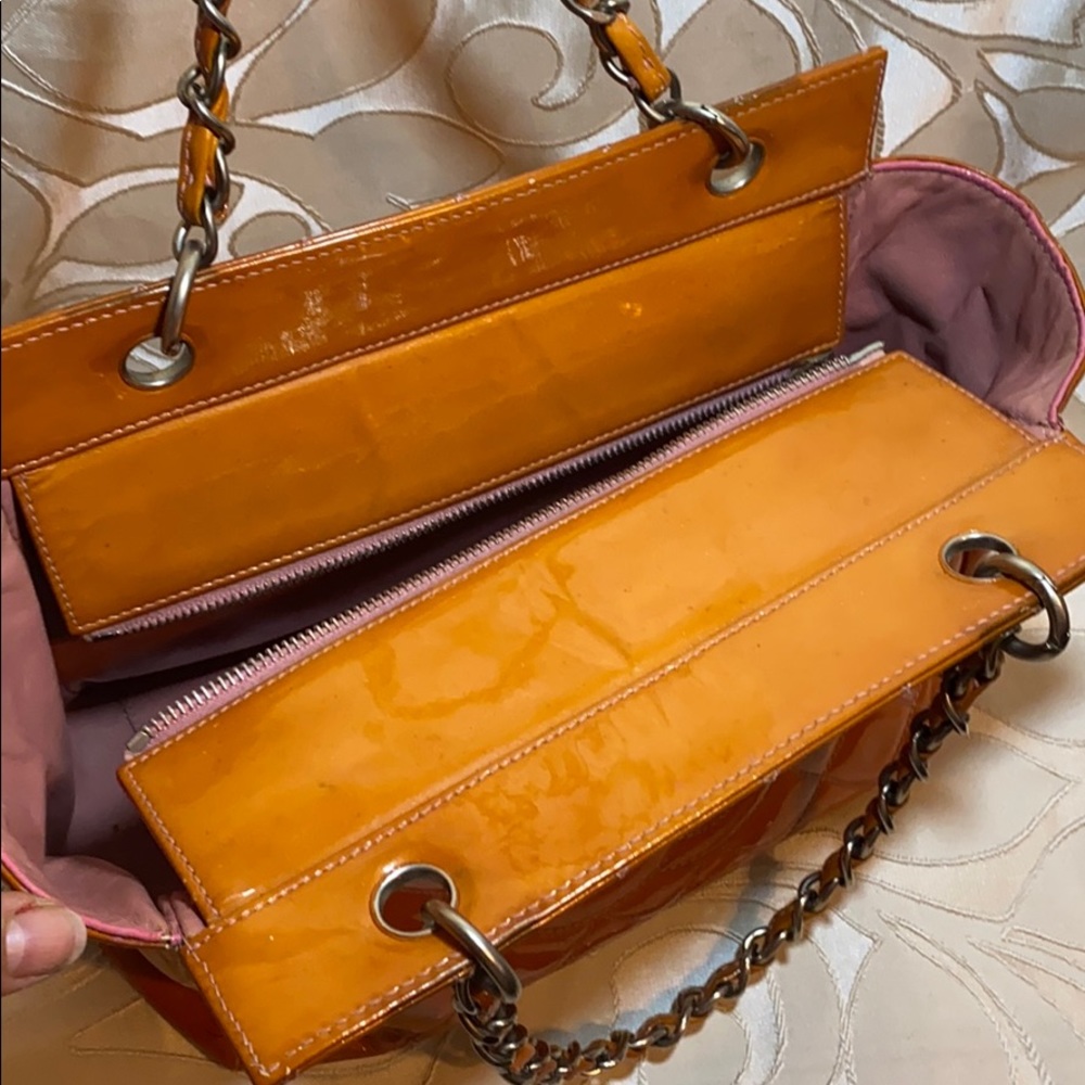 CHANEL Quilted Orange Tote Bag - Picture 9 of 13